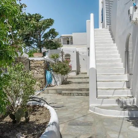Xanthi House * Sikinos