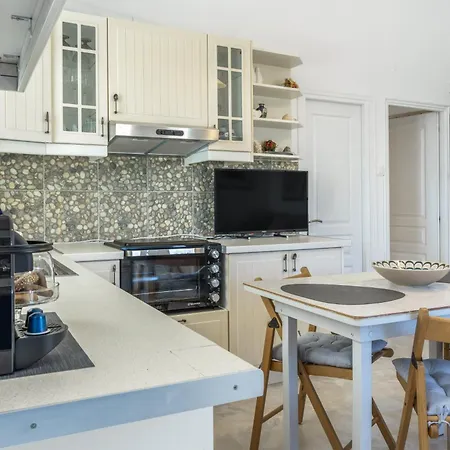 Xanthi House