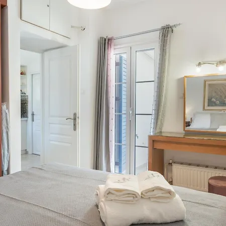 Xanthi House Sikinos